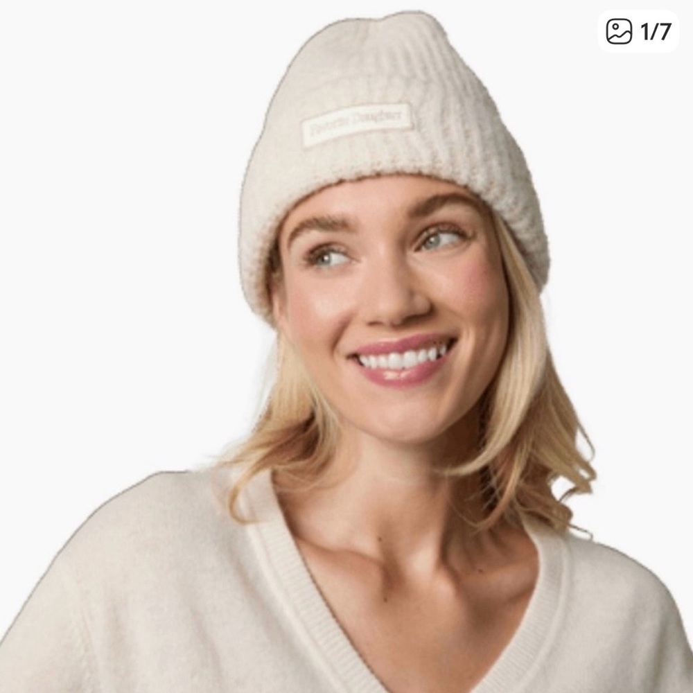 Favorite Daughter Cream Winter Knit Beanie NEW